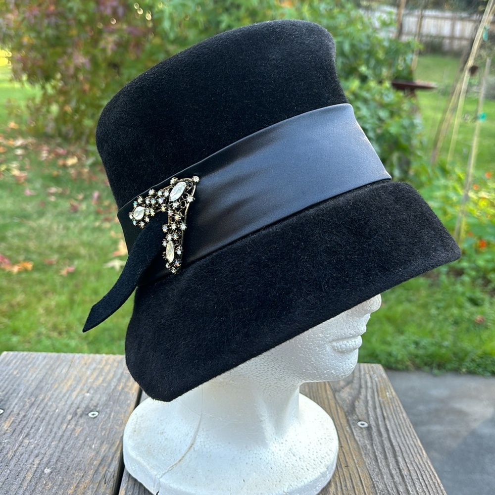 Vintage Gene Doris Hat
